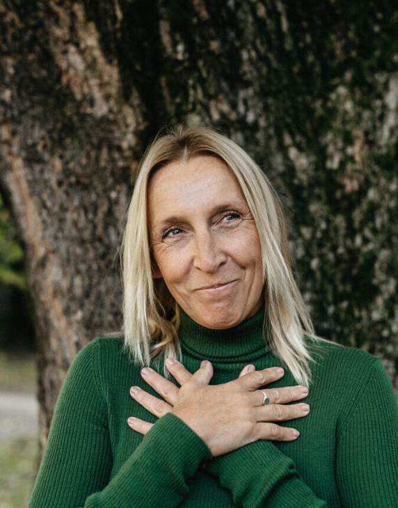 Dr. Irena Ateljević - portrait photo in nature